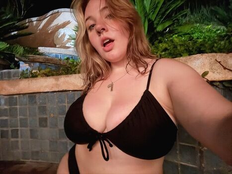 Full leaked Mistyeris private onlyfans photo
