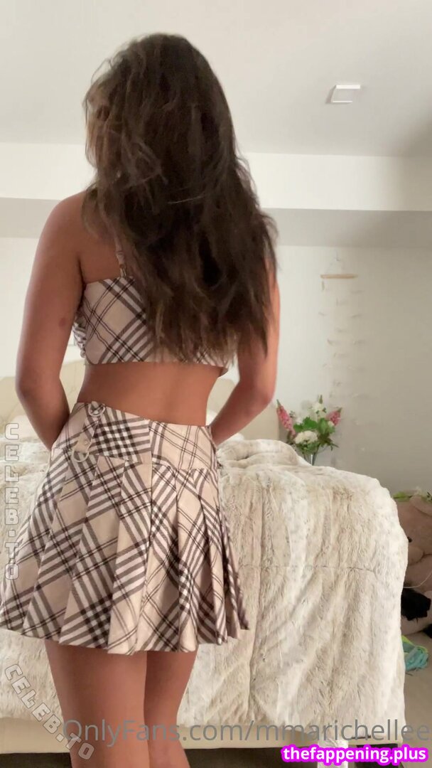 https: / idislikechz / mmadison.ellee Fotografie OnlyFans Dezbrăcată #14