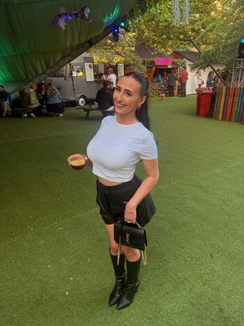 Full leaked Mmcw private onlyfans photo