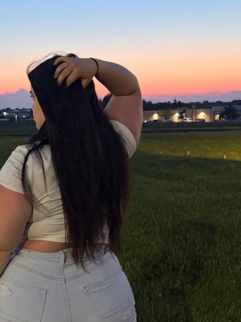 Full leaked Mmmariiis private onlyfans photo