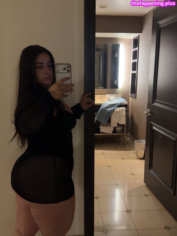 Mmmariiis 누드 OnlyFans 사진 #17