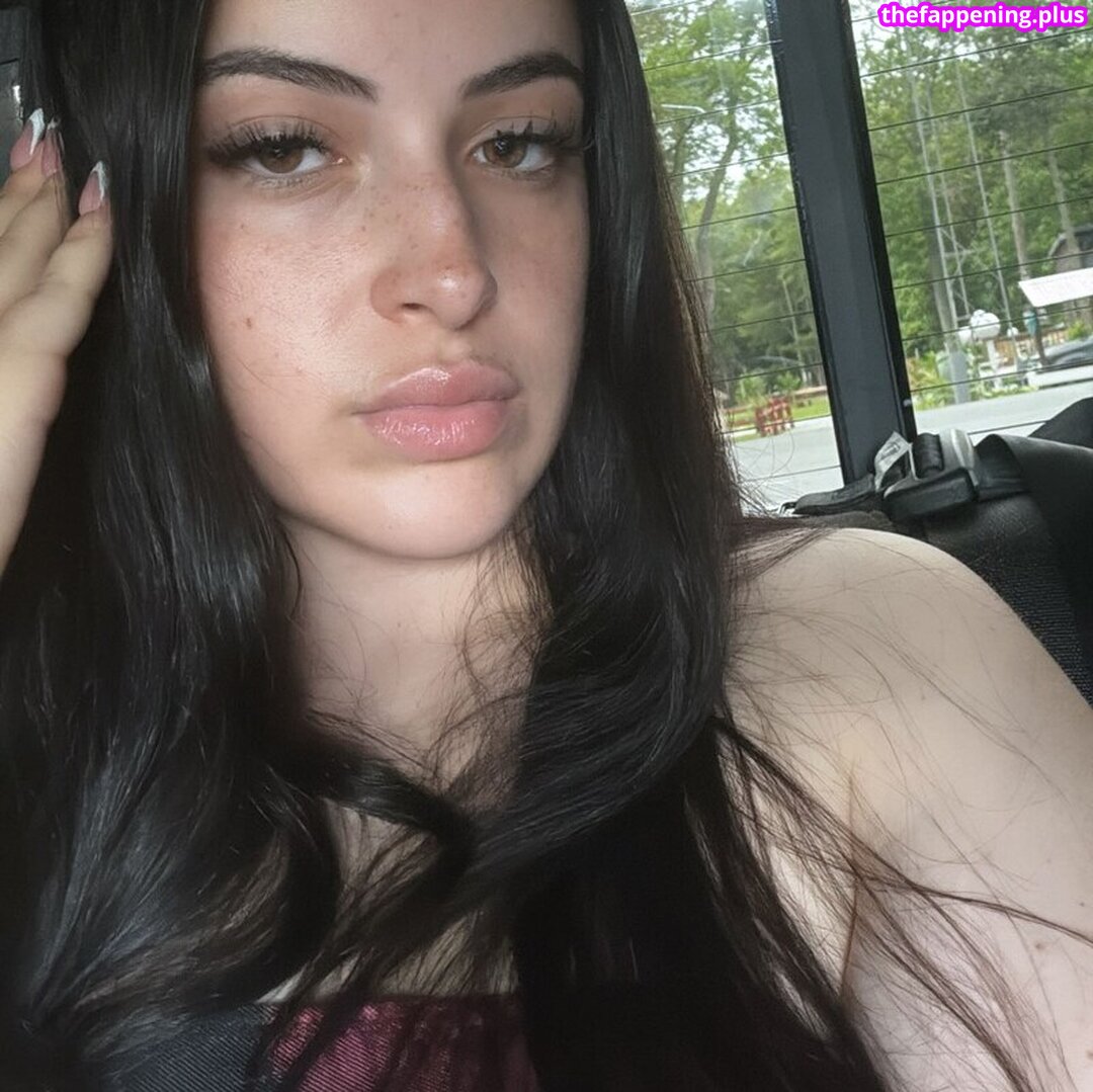 Mmmariiis Nude OnlyFans Photo #19