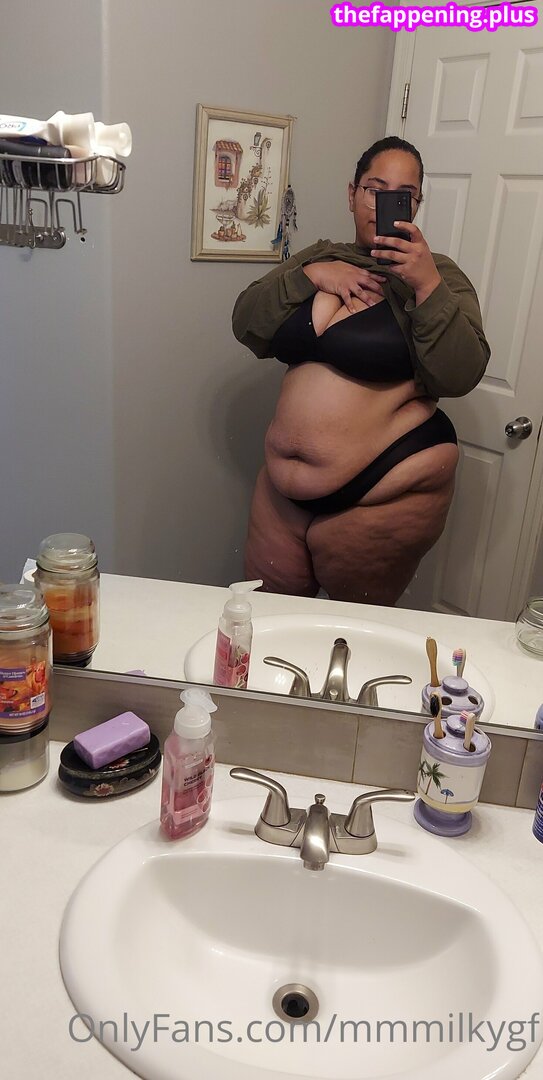 mmmilf / mmmilkygf Foto OnlyFans Nua #9