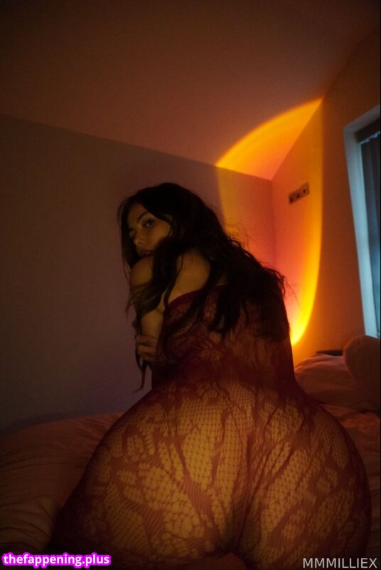 Goddessmilx / https: / mmmilliex / mmmilliexx Meztelen OnlyFans Fotó #65