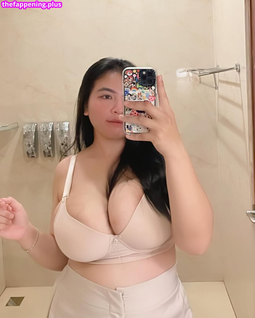 Duangkamon Mny / mmonn_m Φωτογραφία Γυμνών OnlyFans #32