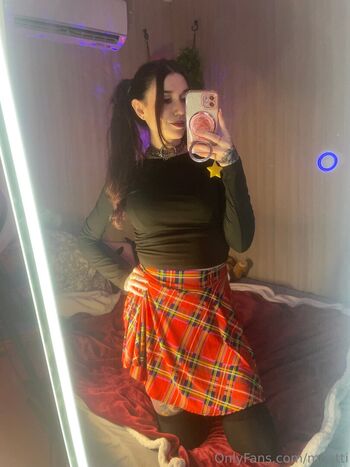 Full leaked Moatti private onlyfans photo