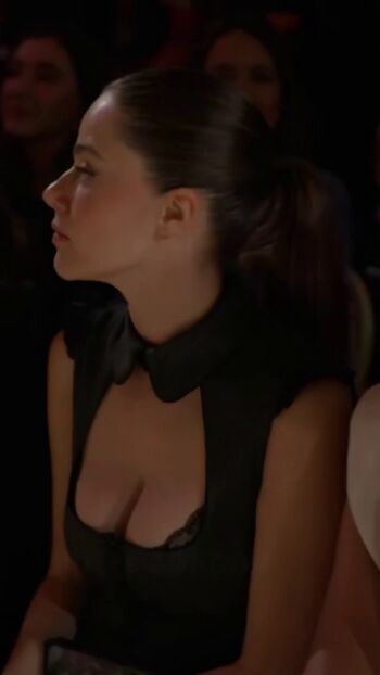 Full leaked Molly gordon private onlyfans photo