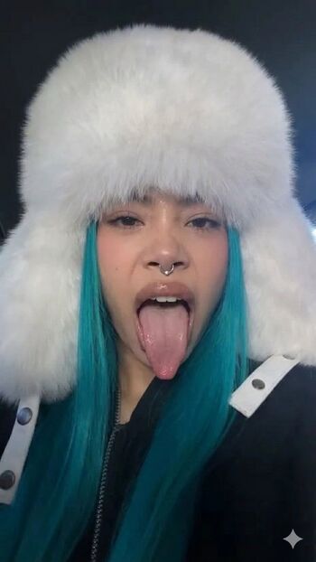 Molly Santana