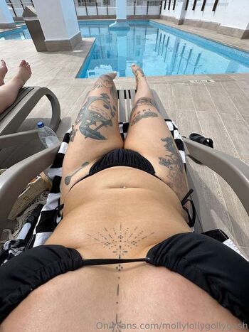 Full leaked Mollylollygollygosh private onlyfans photo