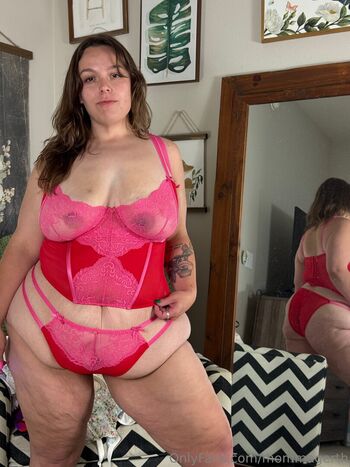 Full leaked Mommagerth page private onlyfans photo