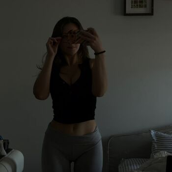 Full leaked Mommygirl private onlyfans photo