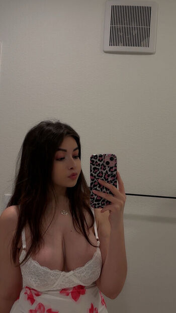 Full leaked Mommymilkersrose page private onlyfans photo