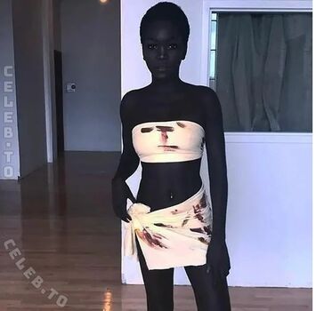 Mona Onyxxx