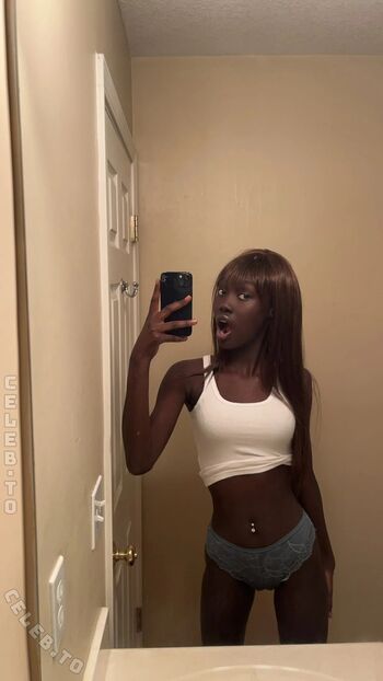 Full leaked Mona onyxxx page private onlyfans photo