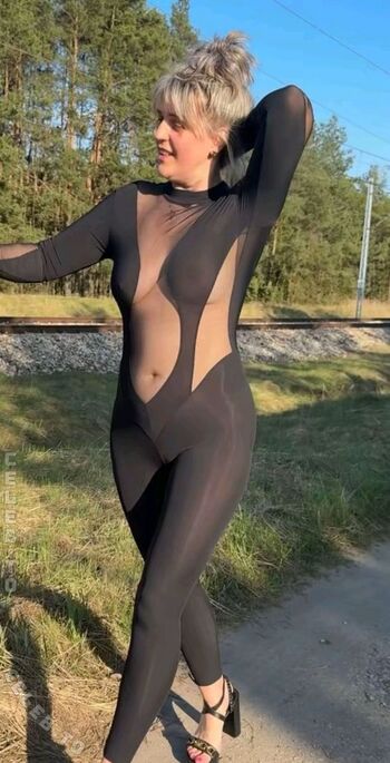 Full leaked Monia private onlyfans photo