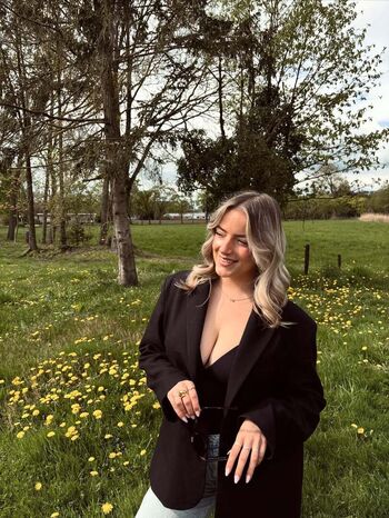 Full leaked Monica estelle private onlyfans photo
