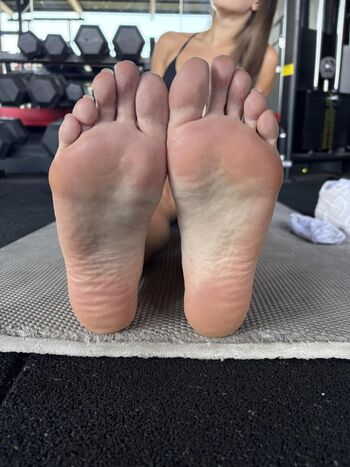 Full leaked Monky feet private onlyfans photo