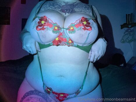 Full leaked Moonbeamsaint private onlyfans photo