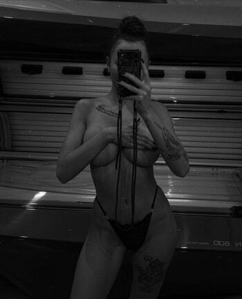 Full leaked Moonse elena private onlyfans photo