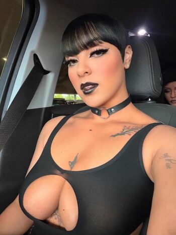 Full leaked Mortalmikasa private onlyfans photo