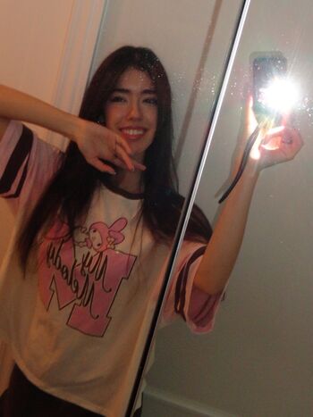 Full leaked Mouthfulofmilk private onlyfans photo