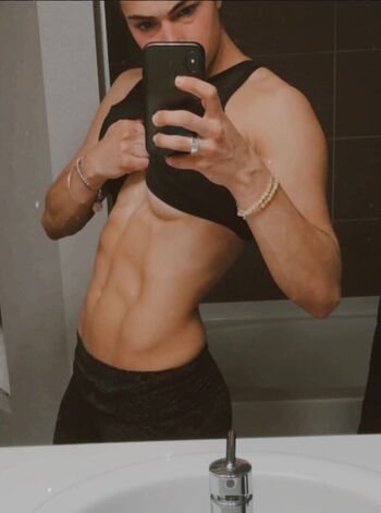 Full leaked Mowdegrasse page private onlyfans photo