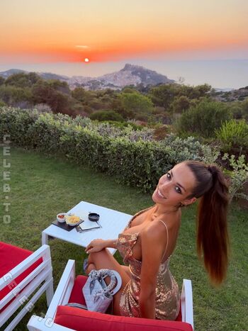 Full leaked Mrs vickeey private onlyfans photo