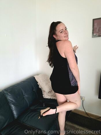 Full leaked Mrsnicolessecret private onlyfans photo