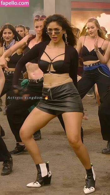 Full leaked Mrunal private onlyfans photo