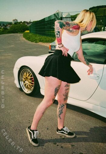 Full leaked Ms lxura private onlyfans photo