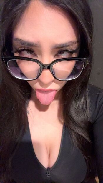 Full leaked Msalondrarae page private onlyfans photo