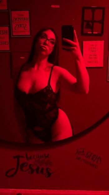 Full leaked Msalondrarae page private onlyfans photo