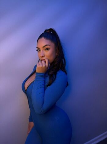 Full leaked Msalondrarae private onlyfans photo