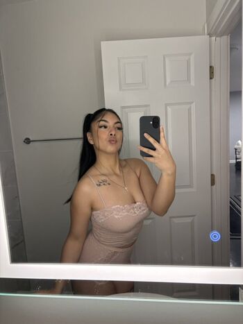 Full leaked Msalondrarae private onlyfans photo