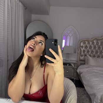 Full leaked Msalondrarae private onlyfans photo