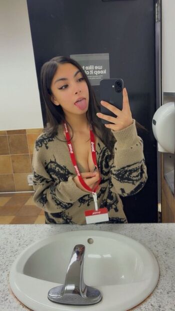 Full leaked Msalondrarae private onlyfans photo
