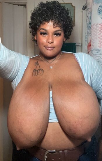 Full leaked Mscalcium private onlyfans photo