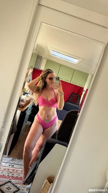 Full leaked Mspeachysophie private onlyfans photo