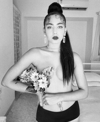 Full leaked Mukkta k private onlyfans photo