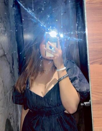 Full leaked Muskan punjabi page private onlyfans photo