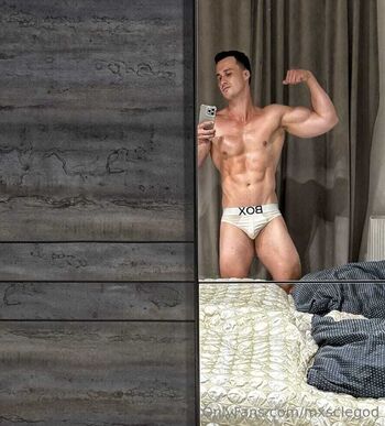 Full leaked Mxsclegod private onlyfans photo