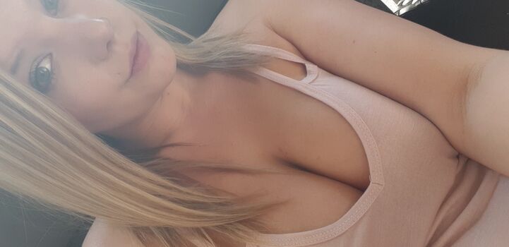 Full leaked Myarykerx private onlyfans photo