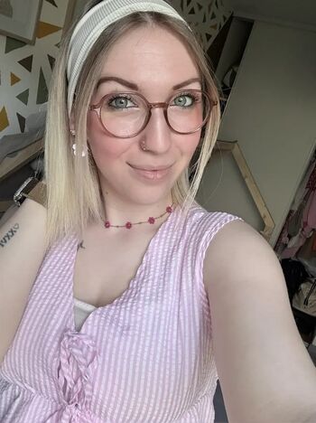 Full leaked Mym lorraine private onlyfans photo