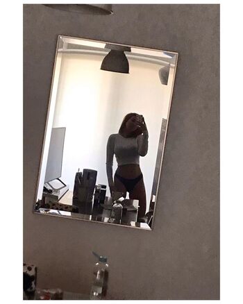 Full leaked Mym nokiflores private onlyfans photo