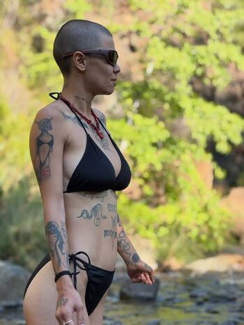 Full leaked Myorenzii private onlyfans photo