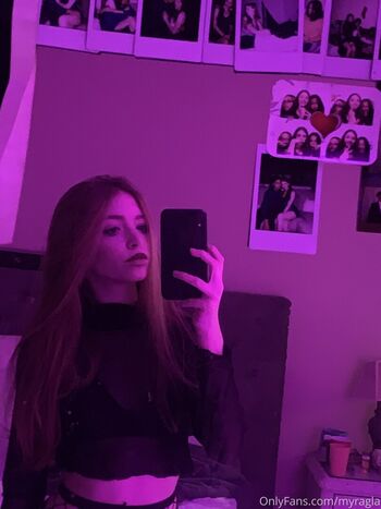 Full leaked Myramoans private onlyfans photo