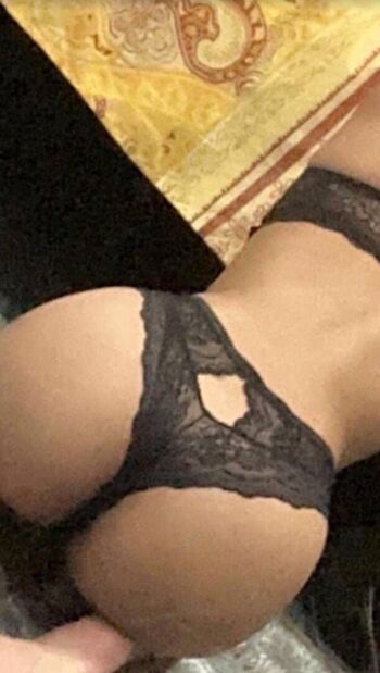 Full leaked Naailah hosein private onlyfans photo