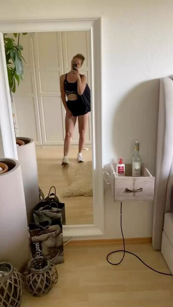 Full leaked Nadine miriam leder private onlyfans photo