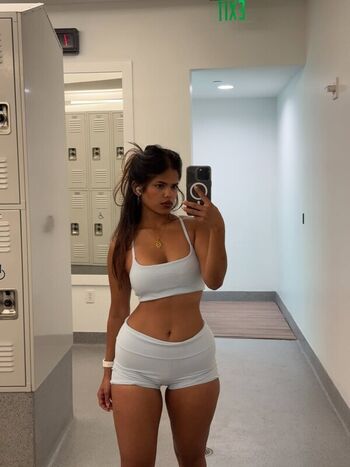 Full leaked Nahrin khan private onlyfans photo