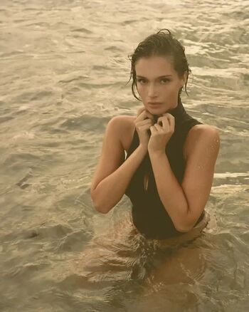 Full leaked Naila van kommer page private onlyfans photo